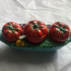 Vintage  Ceramic Tomatoes S&P+Condiment Dish in Basket- Made in Occupied Japan